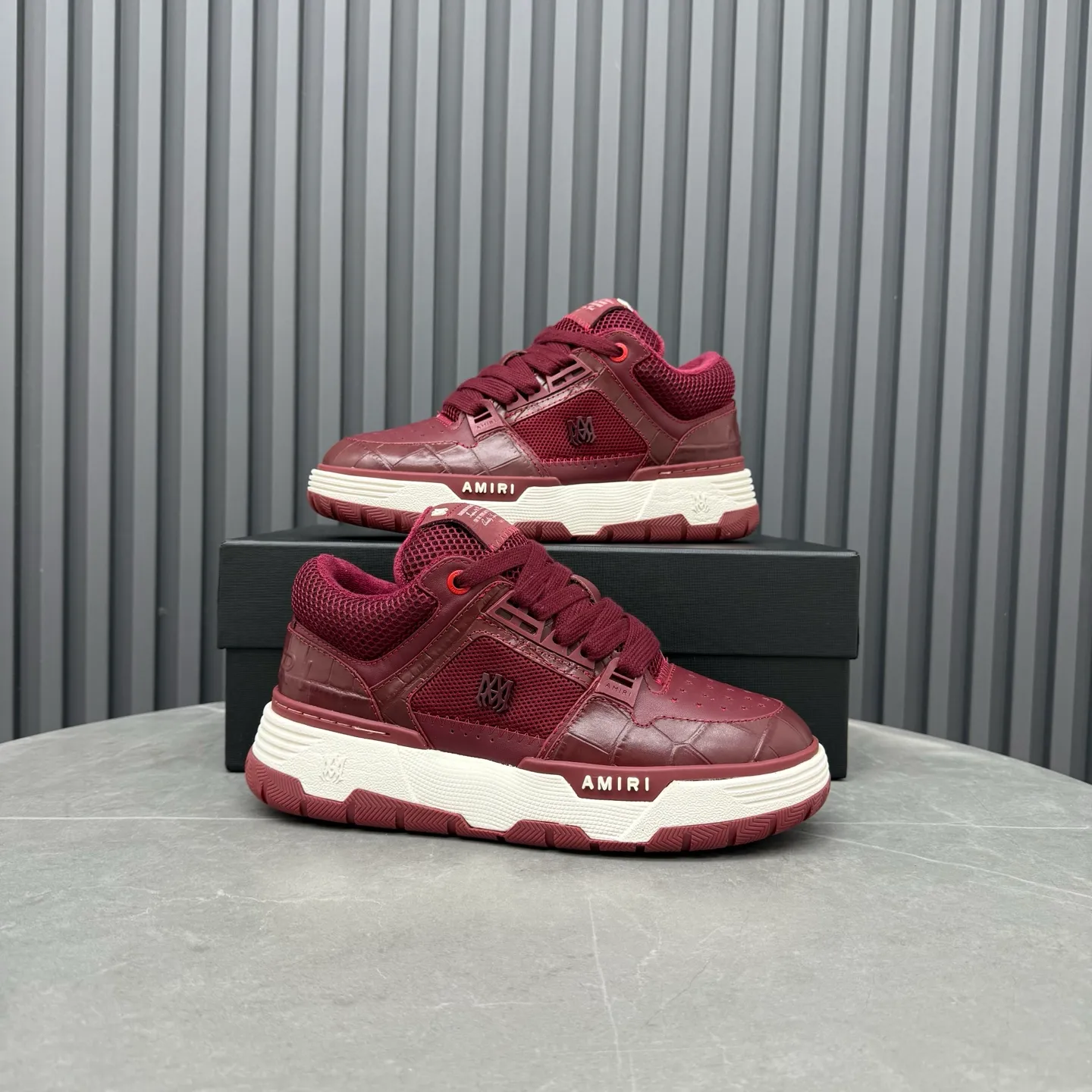 Men's shoes 💰660💰 AMIRI AMIRI trendy brand hot sale 🔥 Available all year round, couples 💑 Official website synchronization Imported fabrics 1⃣️ vs 1⃣️ replica, original factory special original sole, 35-45 (45. non-refundable)